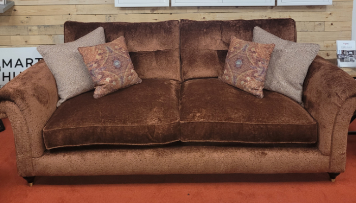 Grand Sofa